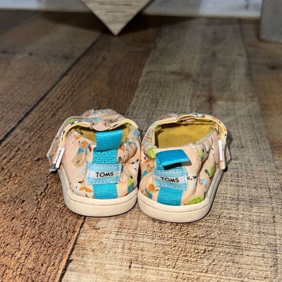 TOMS Girls Alpargata Pet Club Graphic Slip On  Flats Casual Toddler Size 4 - Picture 4 of 8